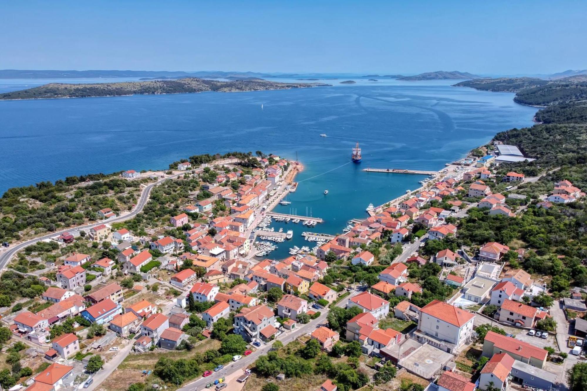 Apartments By The Sea Sali, Dugi Otok - 8121 Kültér fotó